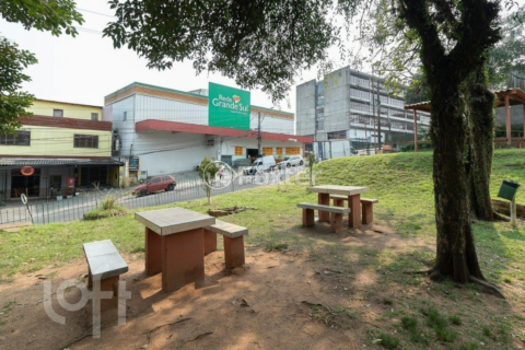 Image 20 - 838971