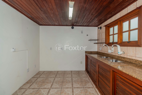 Image 39 - 839220