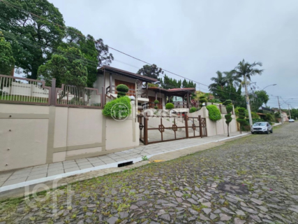 Image 5 - 839291
