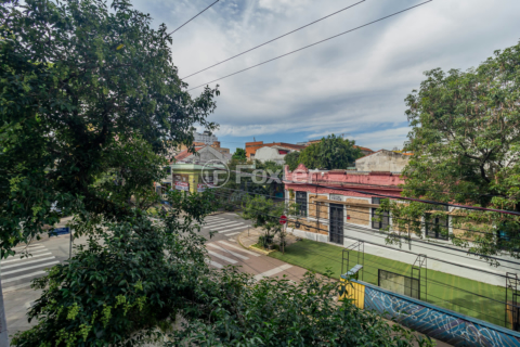 Image 7 - 843947