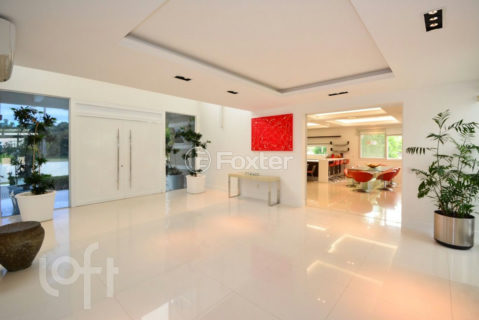 Image 4 - 844852