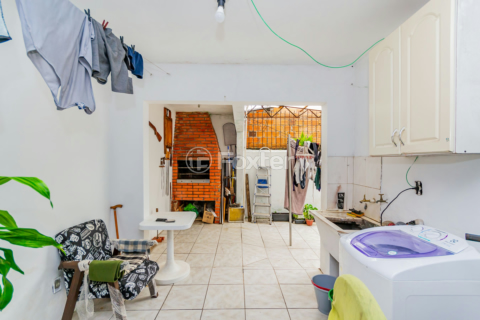 Image 44 - 845003