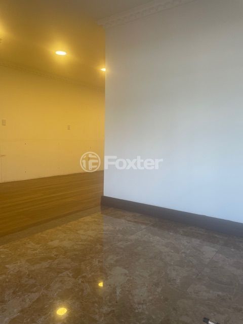 Image 3 - 846185