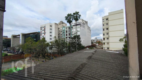 Image 6 - 847188