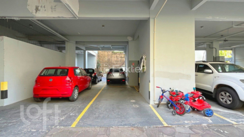 Image 39 - 847429