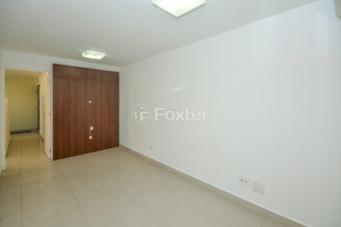 Image 11 - 847774