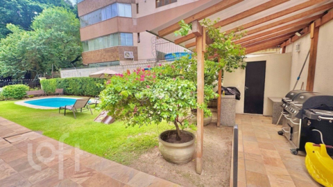 Image 31 - 847992