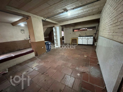 Image 28 - 847996
