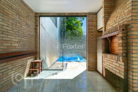 Image 22 - 848079