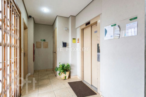 Image 16 - 848342