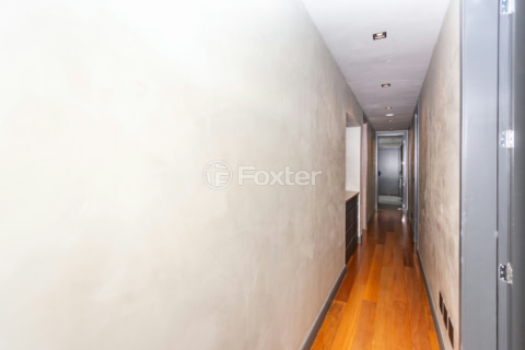 Image 65 - 848518