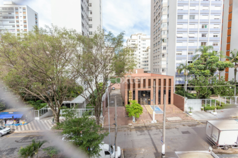 Image 20 - 848824
