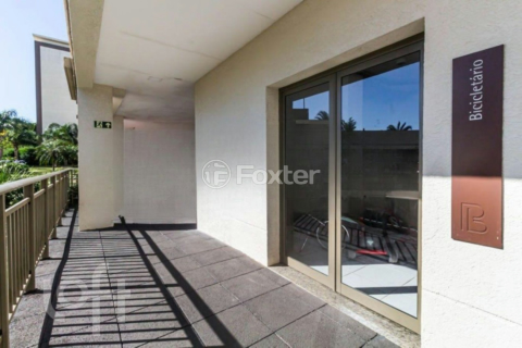 Image 31 - 848840