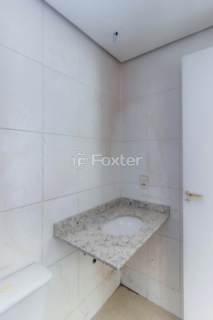 Image 21 - 849118