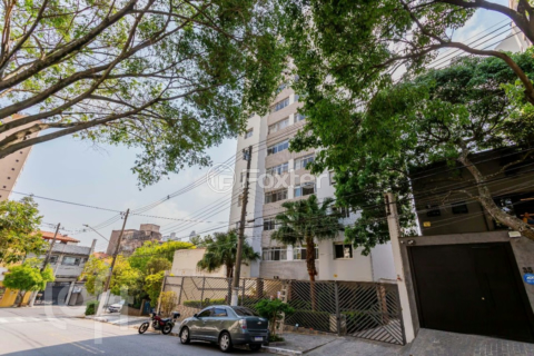 Image 39 - 851060