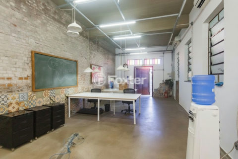Image 3 - 851157