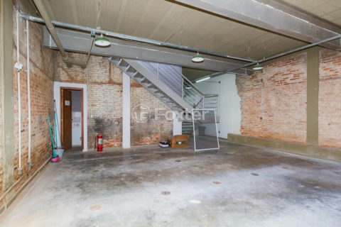 Image 7 - 851157