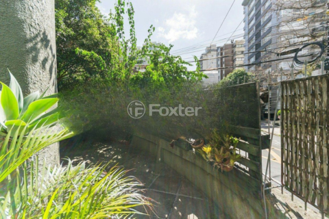 Image 51 - 851300