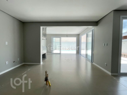 Image 3 - 851658