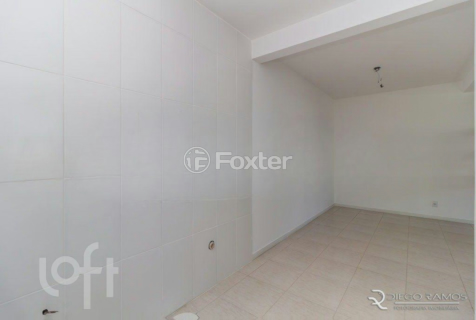 Image 21 - 851667