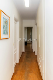 Image 42 - 852132