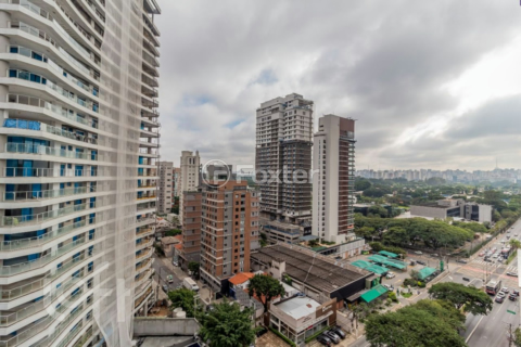 Image 33 - 852658