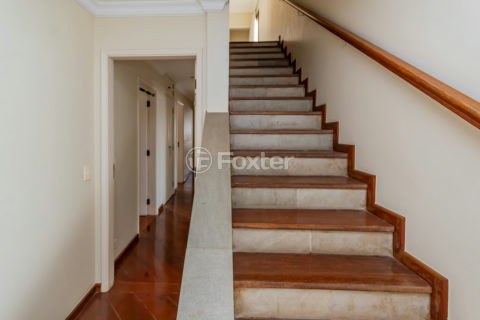 Image 26 - 852882