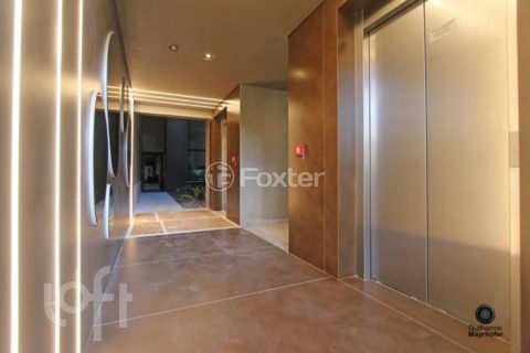 Image 29 - 853003