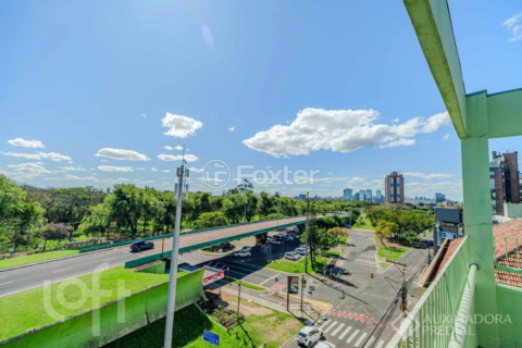 Image 45 - 853654