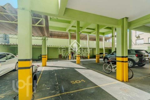 Image 35 - 853654