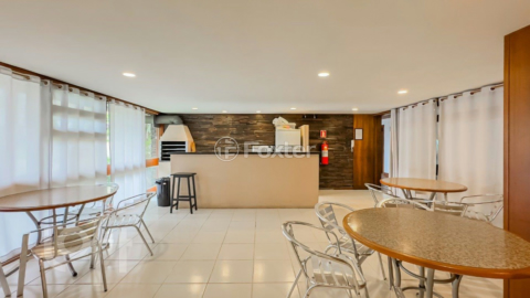 Image 31 - 853715