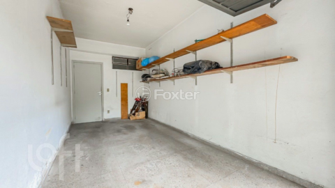 Image 32 - 853715