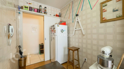 Image 22 - 853715