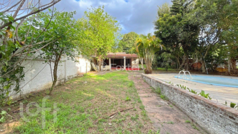 Image 30 - 853812