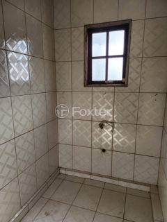 Image 21 - 853995