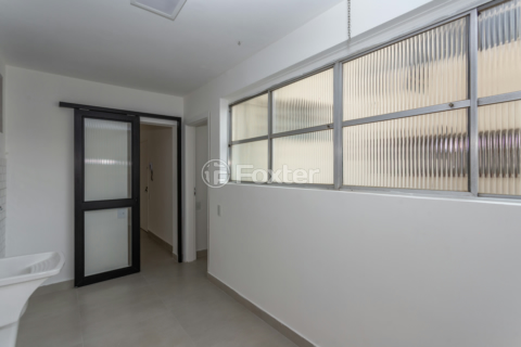 Image 32 - 855517