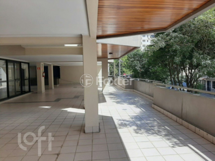 Image 23 - 855661