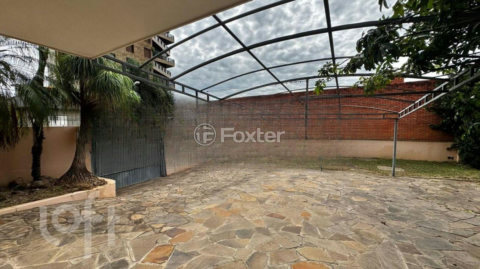 Image 31 - 855738