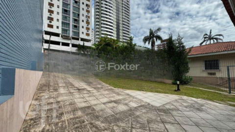 Image 49 - 855738
