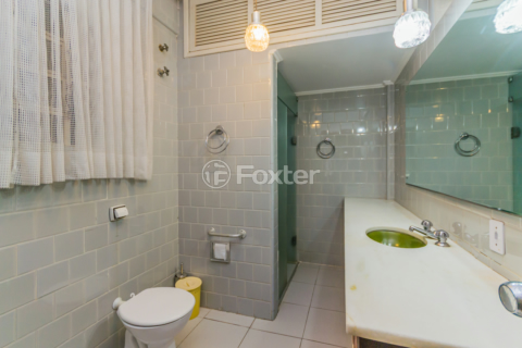 Image 32 - 855777