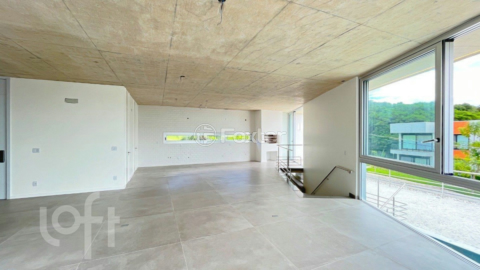 Image 33 - 855795