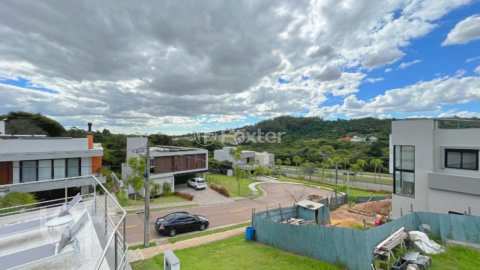 Image 42 - 855795
