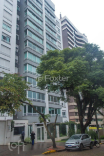 Image 20 - 855885