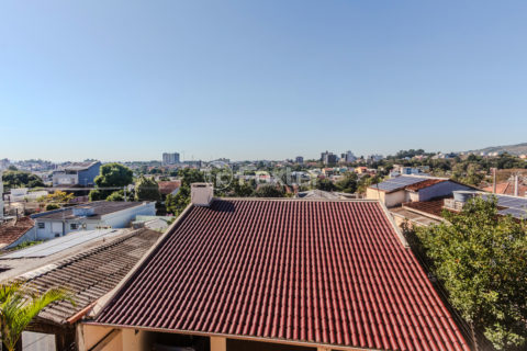 Image 21 - 855974
