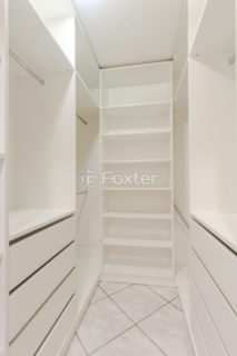 Image 7 - 855974