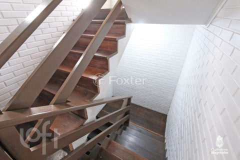 Image 22 - 856003