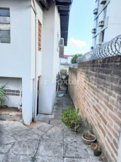 Image 17 - 856418
