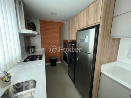 Image 7 - 856490