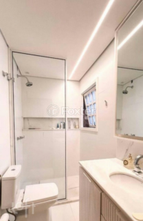 Image 29 - 856516