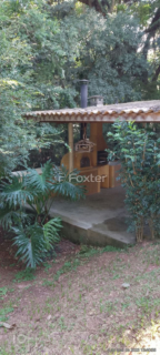 Image 21 - 856605